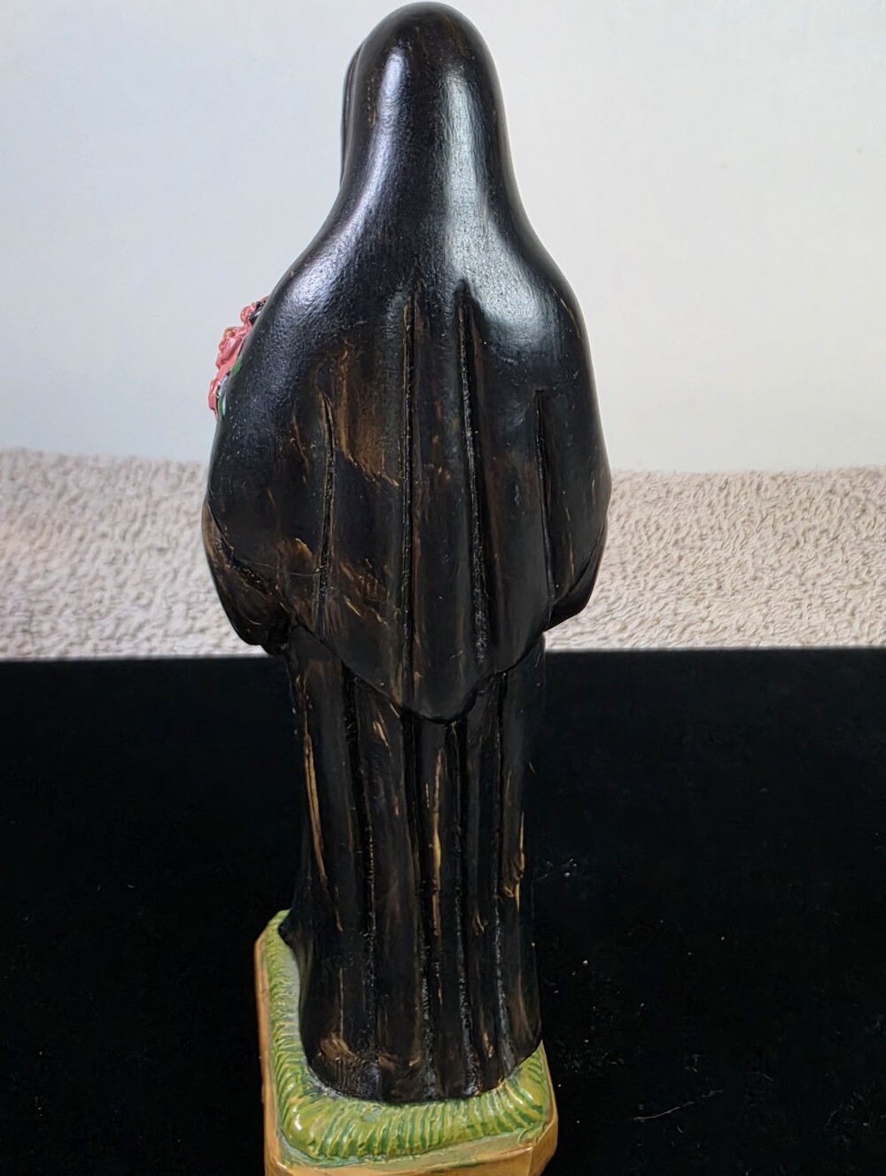 Religious Statue Figurine - Black and Pink Saint Rita Of Cascia - Picture 4 of 9